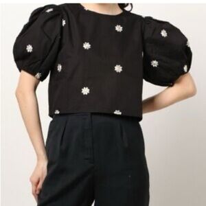 Sister Jane Daisies Embroidered Cropped Cotton Poplin Blouse Size XS
